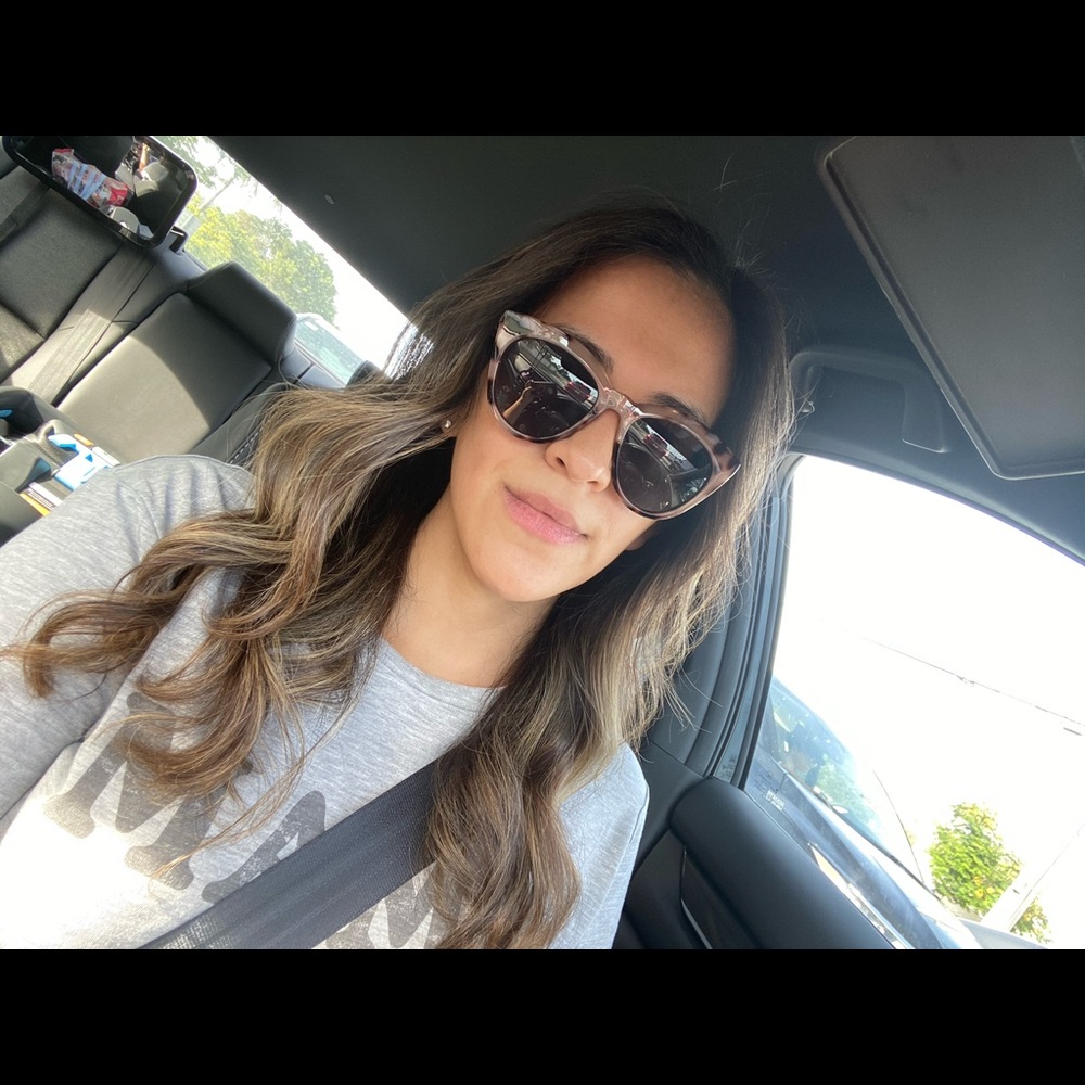 Meet your Posher, Isabella